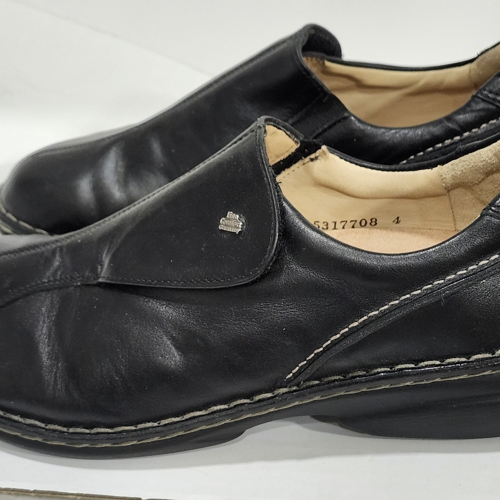 Finn Comfort Black Flagstaff Woman's Loafers Size 40 NWOT
